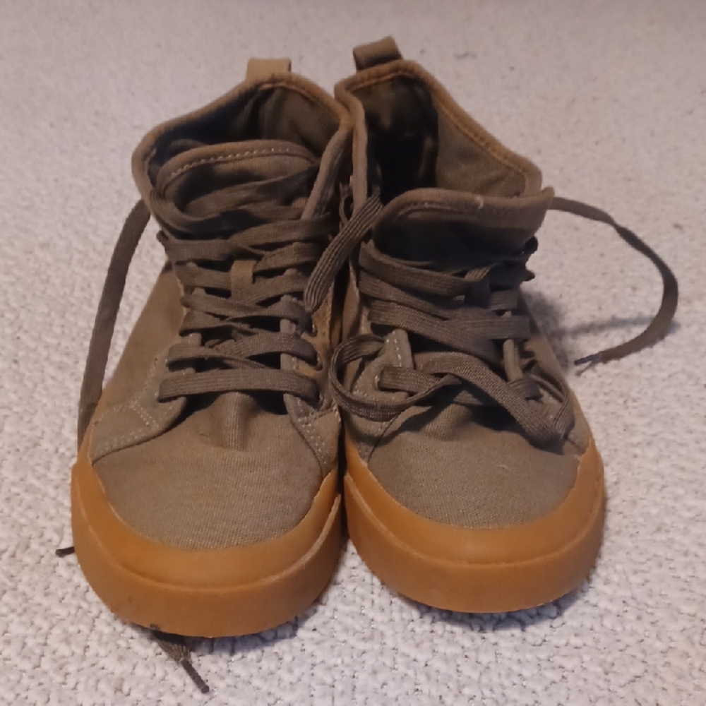 Men's Casual High-Top Sneakers - Olive and Tan